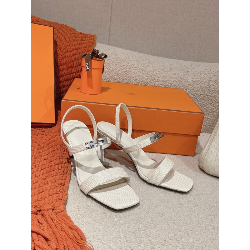 H**mes sandals